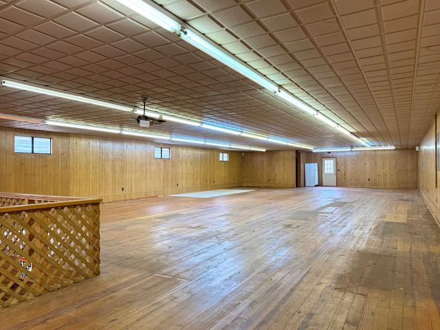 5 Spring Street, Hardy, AR 72542