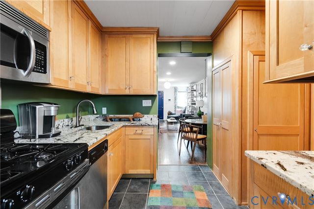 24 N Sheppard St, Richmond, VA 23221
