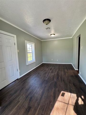 842 Kim Street, Sulphur, LA 70663
