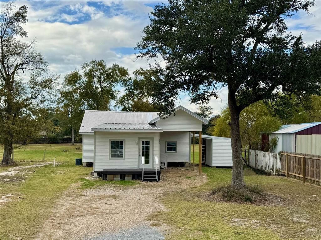 842 Kim Street, Sulphur, LA 70663