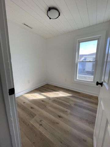 630 Hagerer STREET, Racine, WI 53402