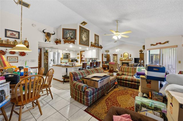 21193 Raindance Ln, Boca Raton, FL 33428