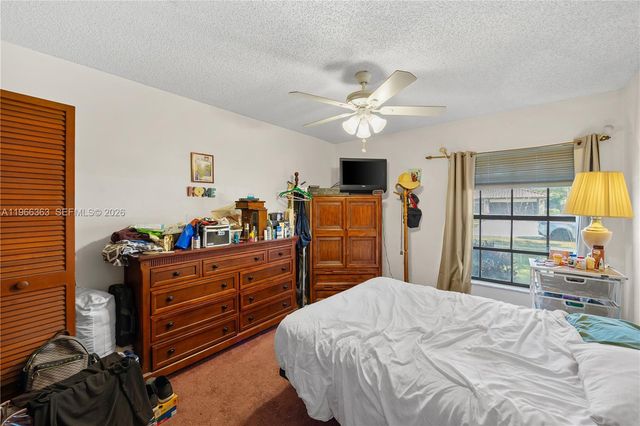 21193 Raindance Ln, Boca Raton, FL 33428