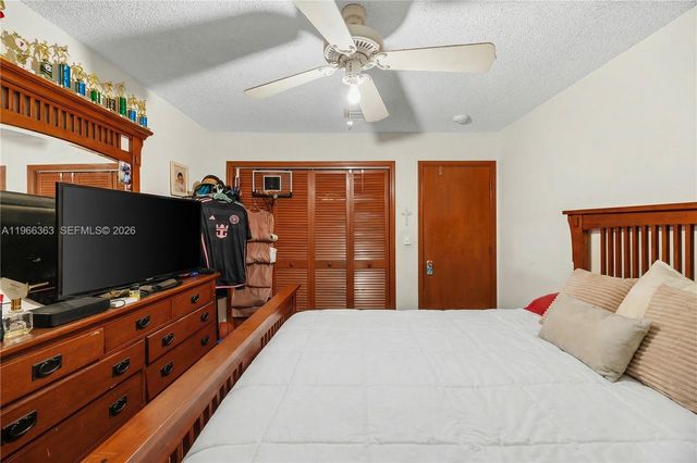 21193 Raindance Ln, Boca Raton, FL 33428