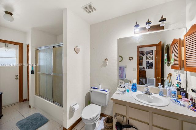 21193 Raindance Ln, Boca Raton, FL 33428