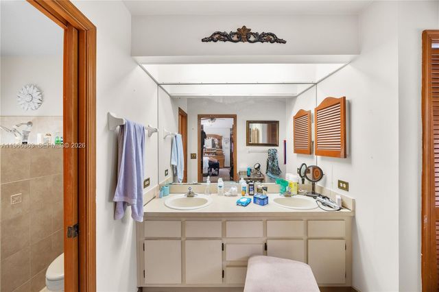 21193 Raindance Ln, Boca Raton, FL 33428