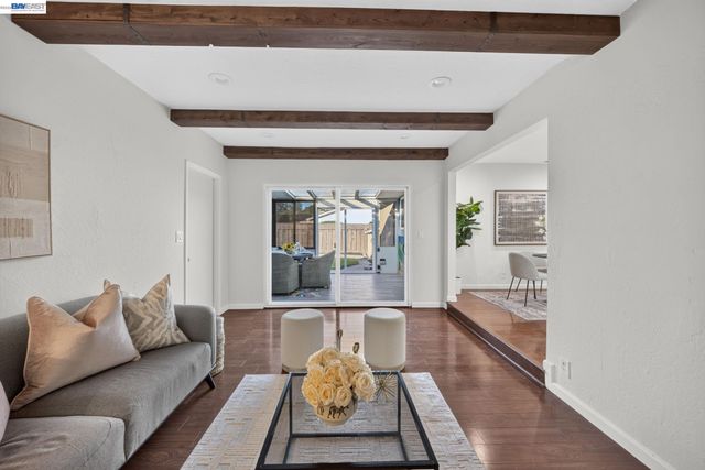 3929 Alma Ct, Pleasanton, CA 94588