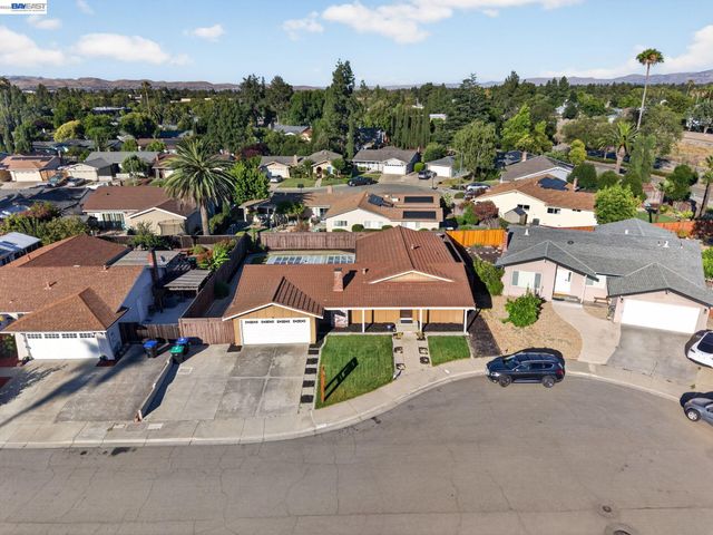 3929 Alma Ct, Pleasanton, CA 94588
