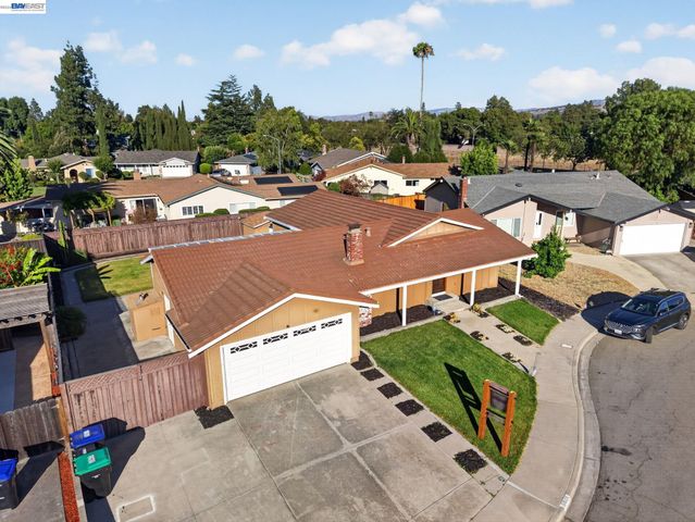 3929 Alma Ct, Pleasanton, CA 94588