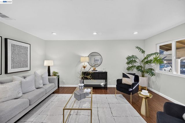 3929 Alma Ct, Pleasanton, CA 94588