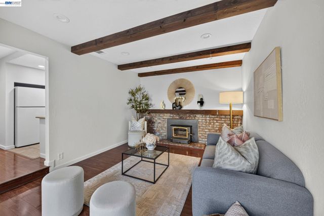 3929 Alma Ct, Pleasanton, CA 94588