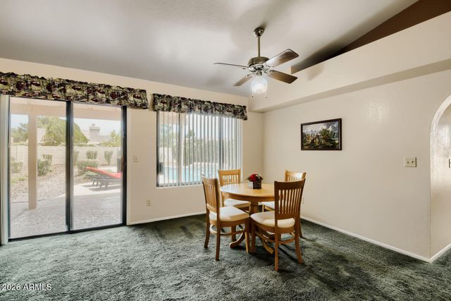 1560 E WHITTEN Street, Chandler, AZ 85225