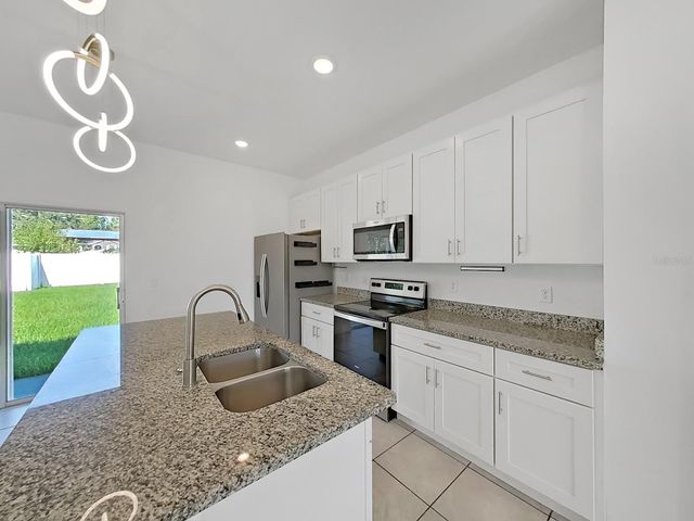 15094 SW 43RD AVENUE ROAD, Ocala, FL 34473