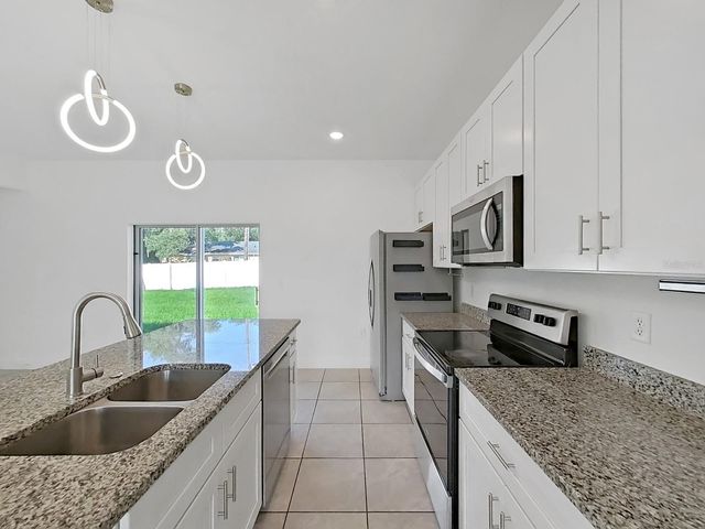 15094 SW 43RD AVENUE ROAD, Ocala, FL 34473