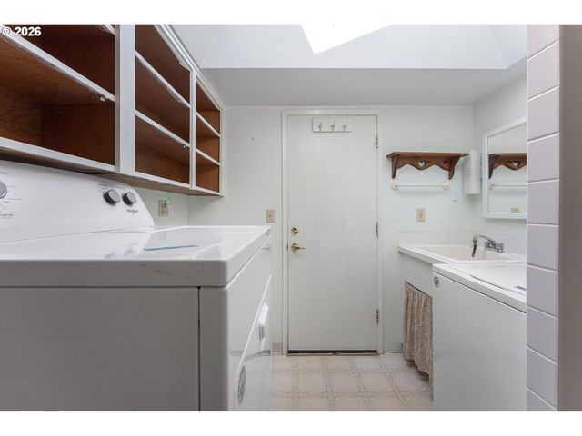 4355 Sw 188TH Ave, Beaverton, OR 97078