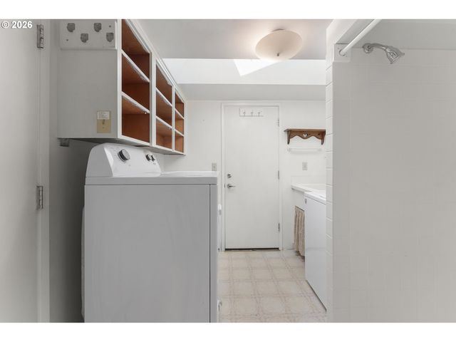 4355 Sw 188TH Ave, Beaverton, OR 97078