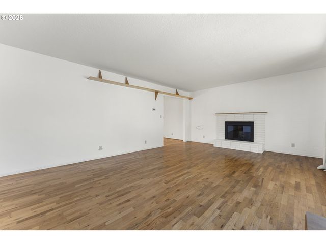 4355 Sw 188TH Ave, Beaverton, OR 97078