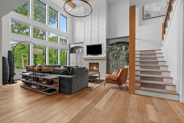 4141 BLACKBERRY RIDGE DRIVE, Hobart, WI 54115