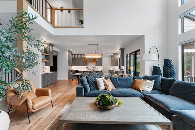 4141 BLACKBERRY RIDGE DRIVE, Hobart, WI 54115