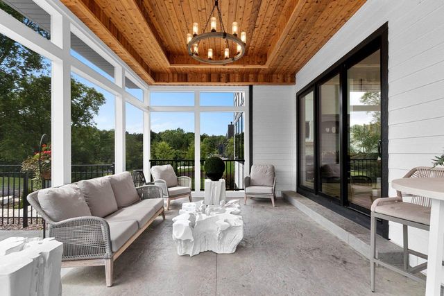 4141 BLACKBERRY RIDGE DRIVE, Hobart, WI 54115