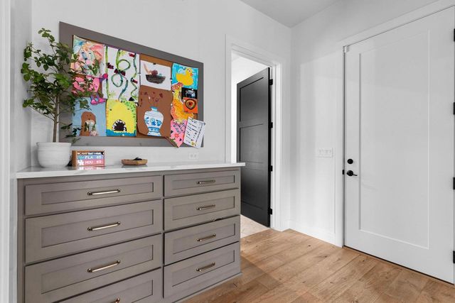 4141 BLACKBERRY RIDGE DRIVE, Hobart, WI 54115