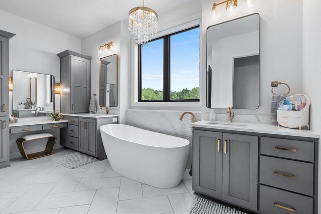 4141 BLACKBERRY RIDGE DRIVE, Hobart, WI 54115