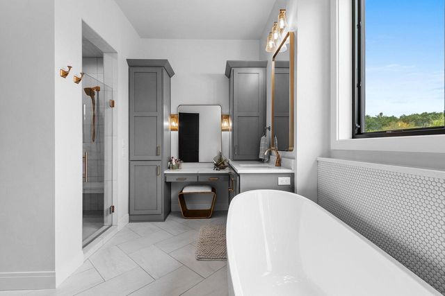 4141 BLACKBERRY RIDGE DRIVE, Hobart, WI 54115