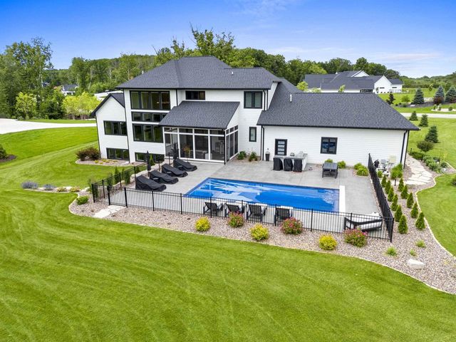 4141 BLACKBERRY RIDGE DRIVE, Hobart, WI 54115