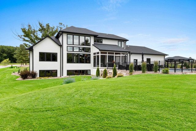 4141 BLACKBERRY RIDGE DRIVE, Hobart, WI 54115