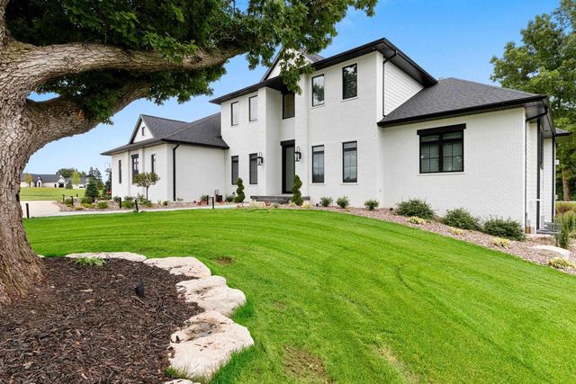 4141 BLACKBERRY RIDGE DRIVE, Hobart, WI 54115