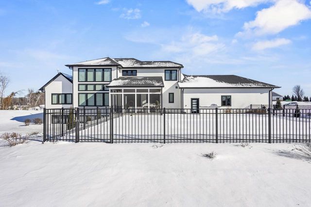 4141 BLACKBERRY RIDGE DRIVE, Hobart, WI 54115