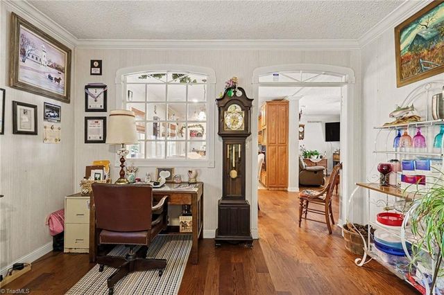 1067 Angel Fire Trail, Seagrove, NC 27341