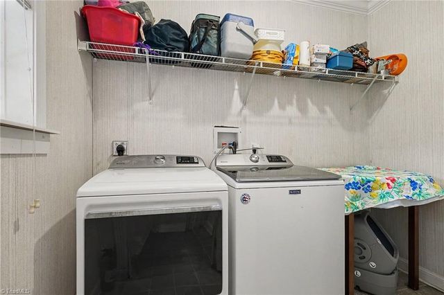 1067 Angel Fire Trail, Seagrove, NC 27341