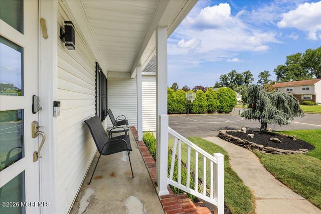 5 Ridge Road, West Long Branch, NJ 07764