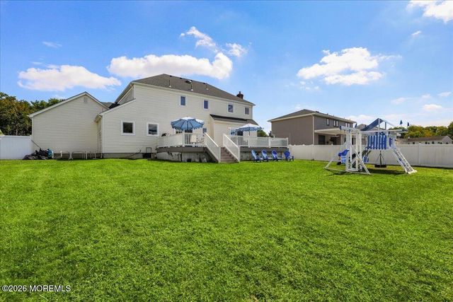 5 Ridge Road, West Long Branch, NJ 07764
