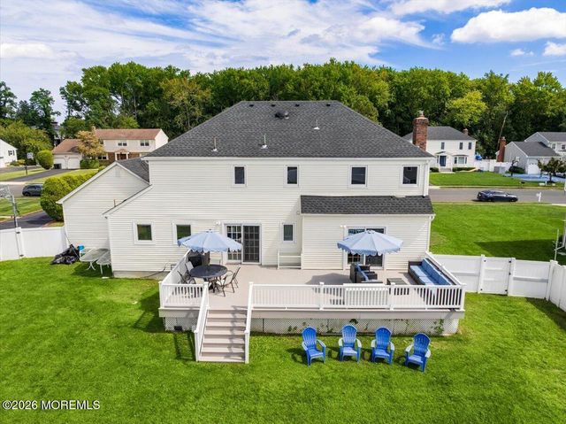 5 Ridge Road, West Long Branch, NJ 07764