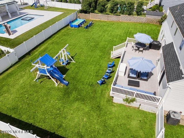 5 Ridge Road, West Long Branch, NJ 07764