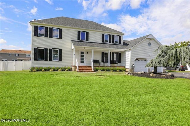 5 Ridge Road, West Long Branch, NJ 07764