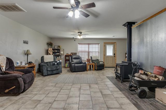 17725 Saddleback Lane, El Reno, OK 73036