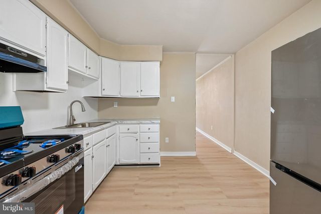 1032 ALCYON DR, Bellmawr, NJ 08031