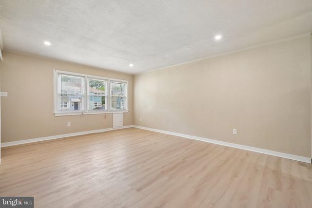 1032 ALCYON DR, Bellmawr, NJ 08031