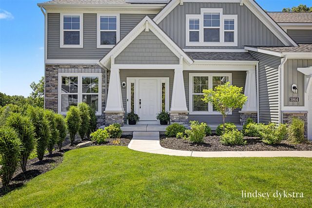 3864 Autumn Acres Court, Rockford, MI 49341