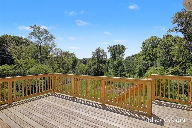 3864 Autumn Acres Court, Rockford, MI 49341