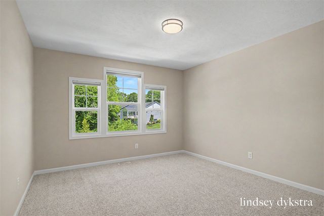 3864 Autumn Acres Court, Rockford, MI 49341
