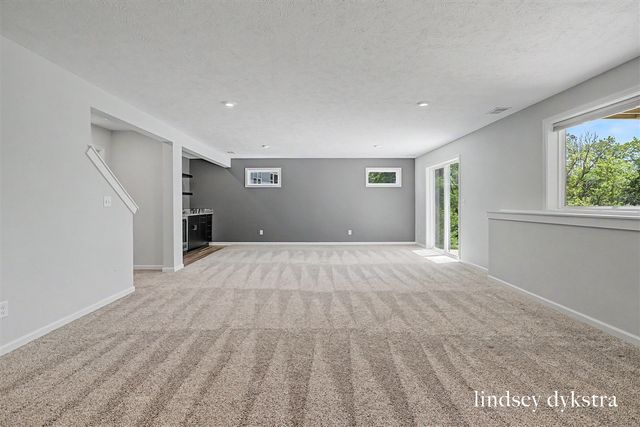 3864 Autumn Acres Court, Rockford, MI 49341