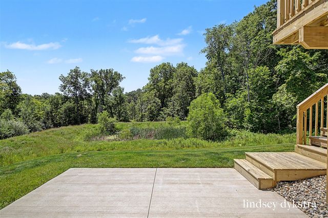 3864 Autumn Acres Court, Rockford, MI 49341