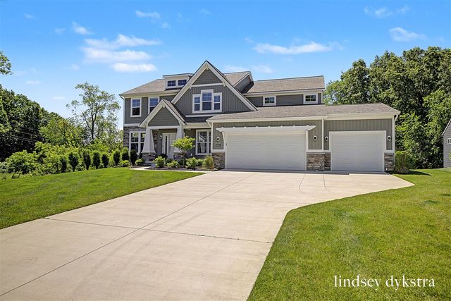 3864 Autumn Acres Court, Rockford, MI 49341