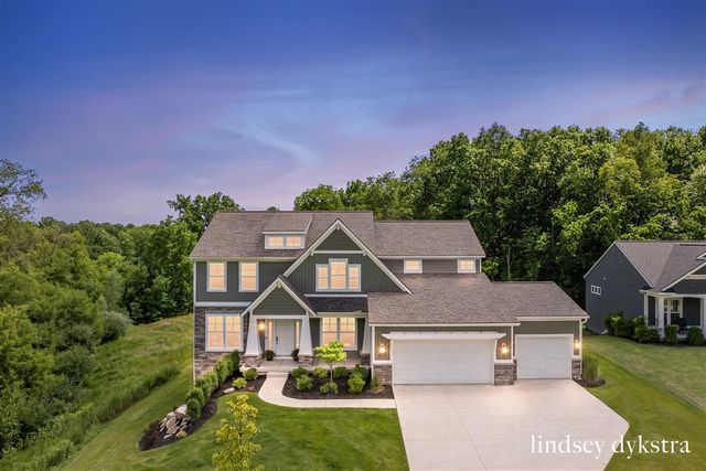 3864 Autumn Acres Court, Rockford, MI 49341