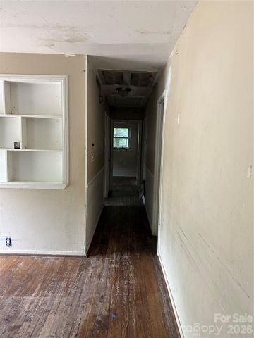1103 Lewiston Avenue, Charlotte, NC 28208