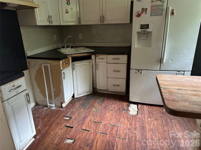 1103 Lewiston Avenue, Charlotte, NC 28208